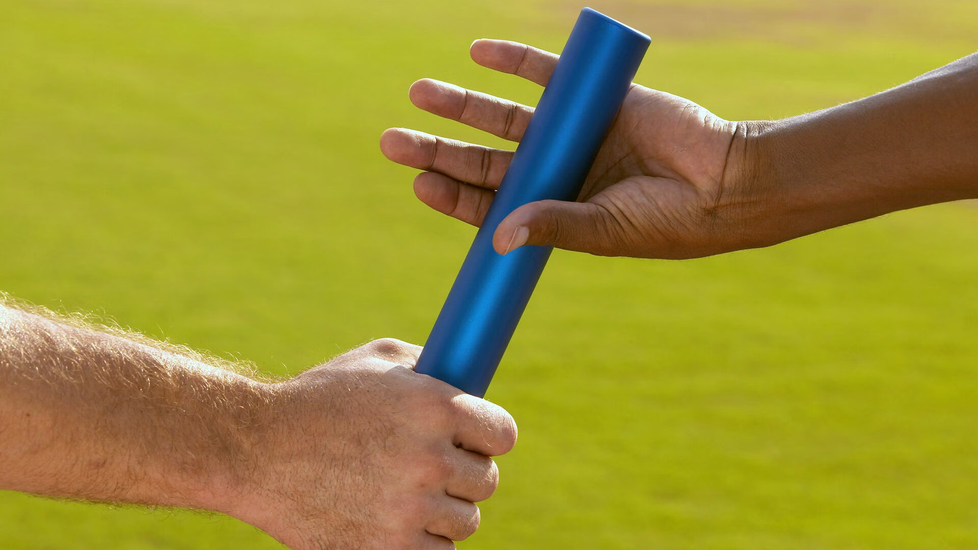 终场“绝杀夜”，“冠军归属”瞬间点燃全场，终极绝杀