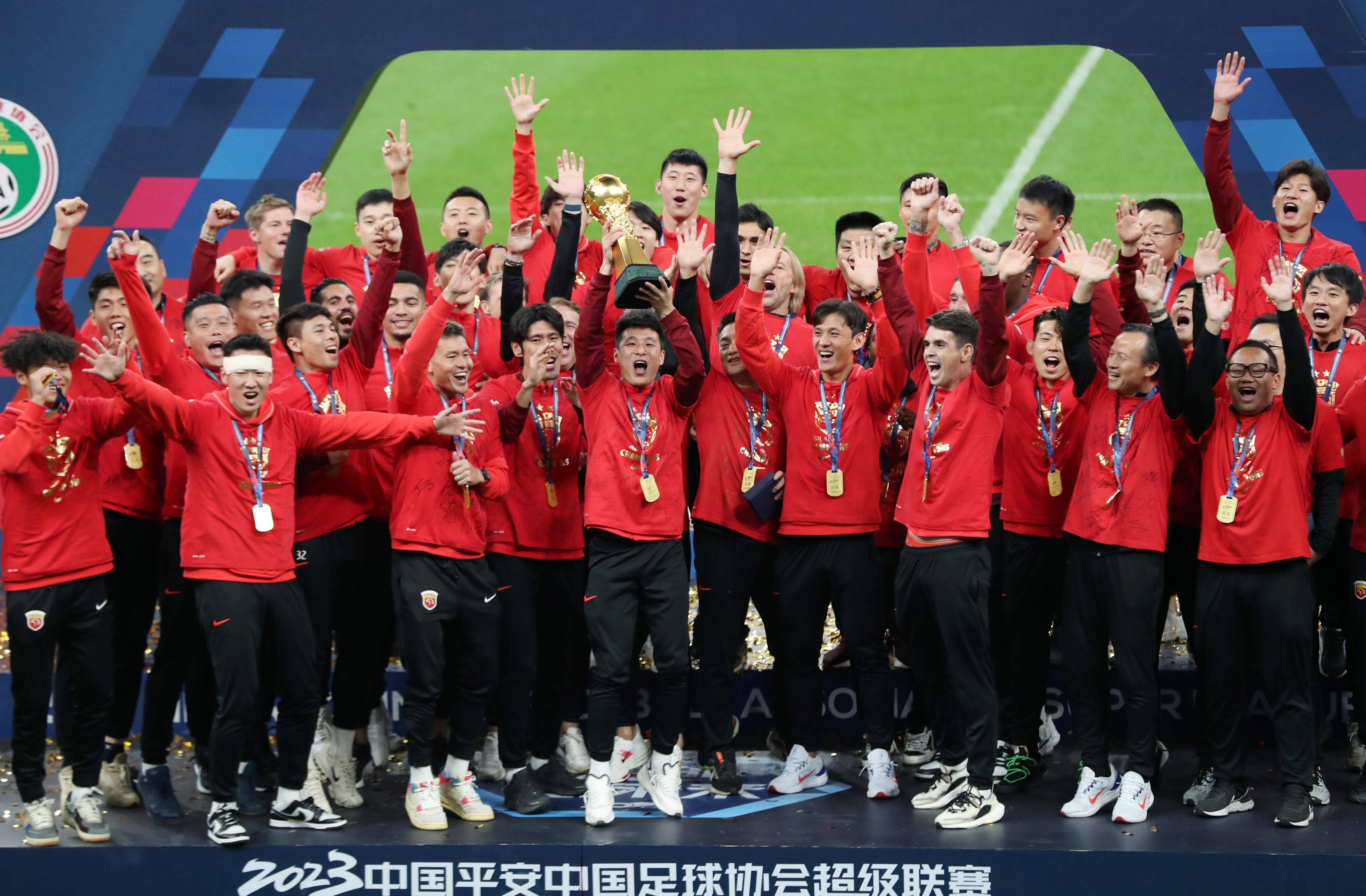 开云体育在线登入-上海海港连胜势不可挡，冠军稳了？的简单介绍