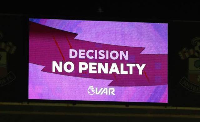 开云体育在线入口-包含FIFA裁判制度改革，VAR再升级的词条