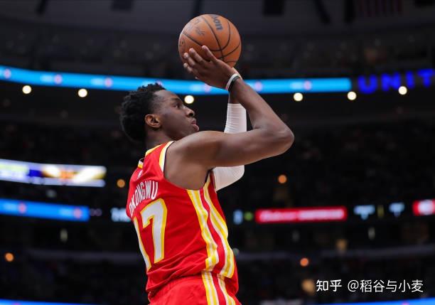 开云体育网址-太阳签下自由市场中锋，弥补内线短板的简单介绍