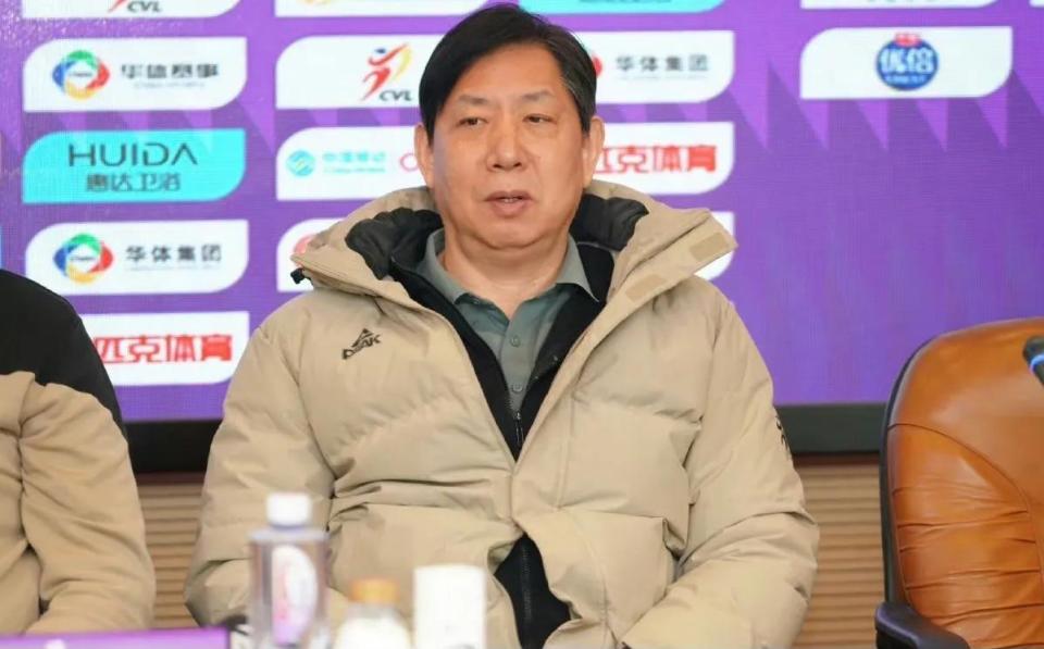 主教练临场指挥风格分析 主教练临场指挥风格分析