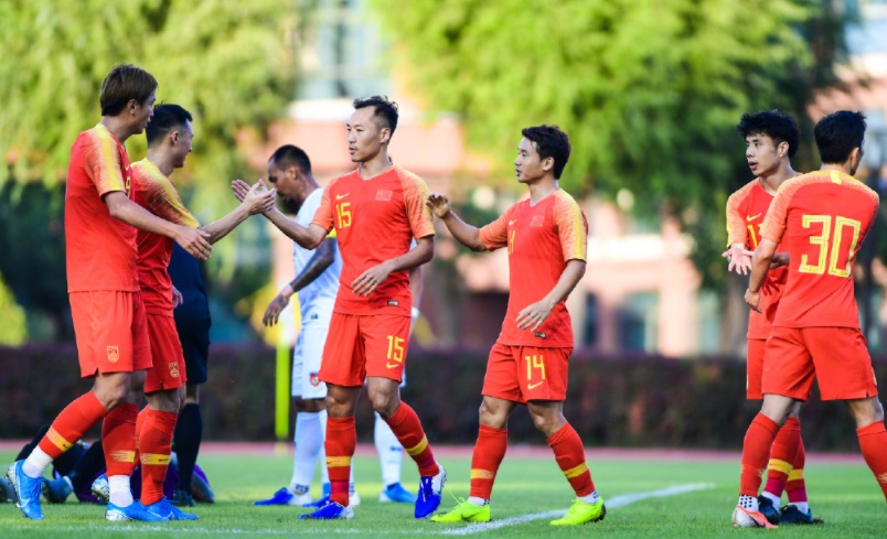 开云体育网站入口-国足中前场搭配解析：技术与速度如何平衡？的简单介绍